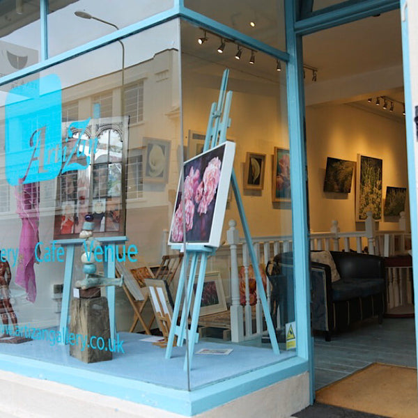 SHOWS & EXHIBITIONS