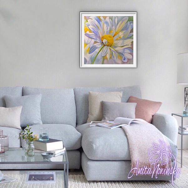 big flower painting of ox eye daisy by Anita Nowinska